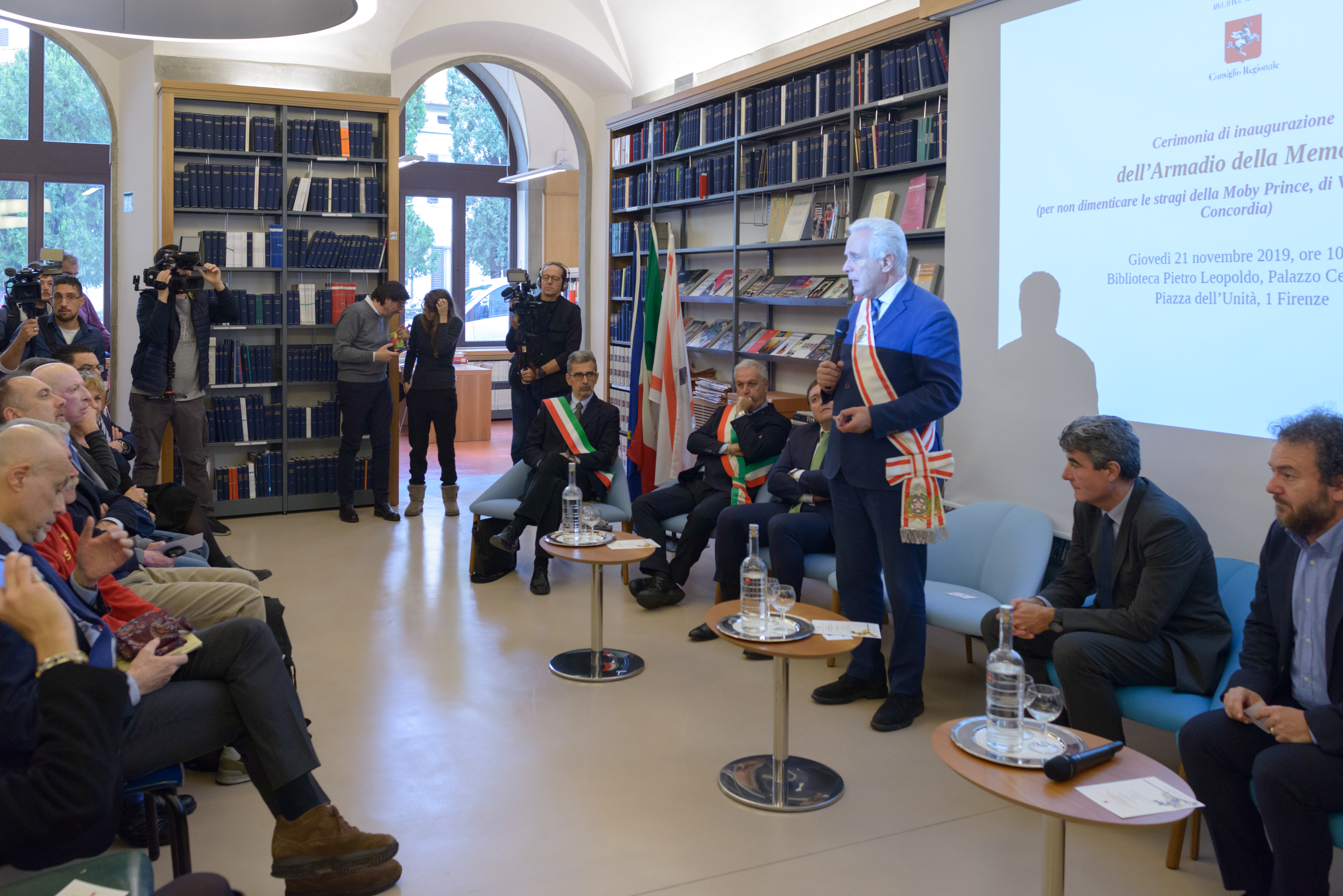 Da destra Sandra Mei, Francesco Gazzetti, Stefano Baccelli, Eugenio Giani, Leonardo Marras, Sergio Ortelli e Gianfranco Simoncini
