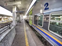 Immagine - Linea ferroviaria Lucca - Viareggio