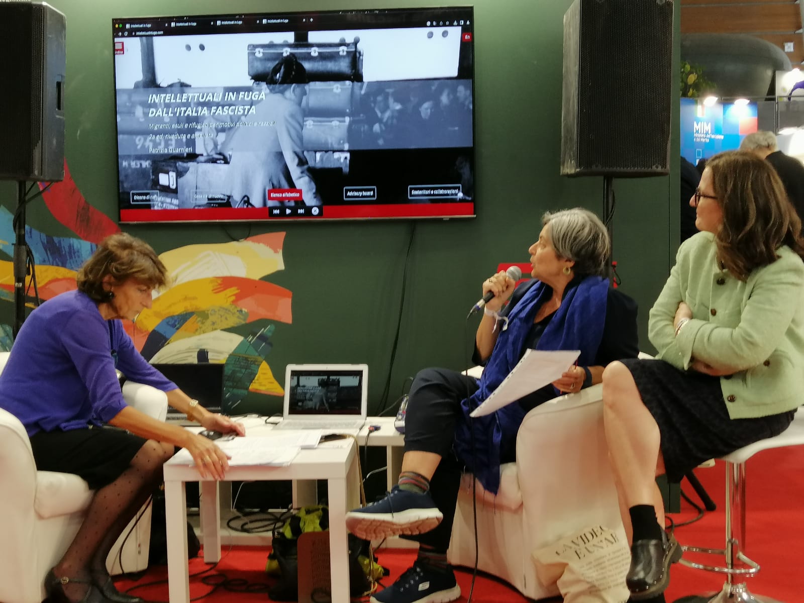 Da destra Cristina Giachi, presidente V Commissione Consiglio Regionale, Monica D’Onofrio, giornalista e Patrizia Guarnieri, storica