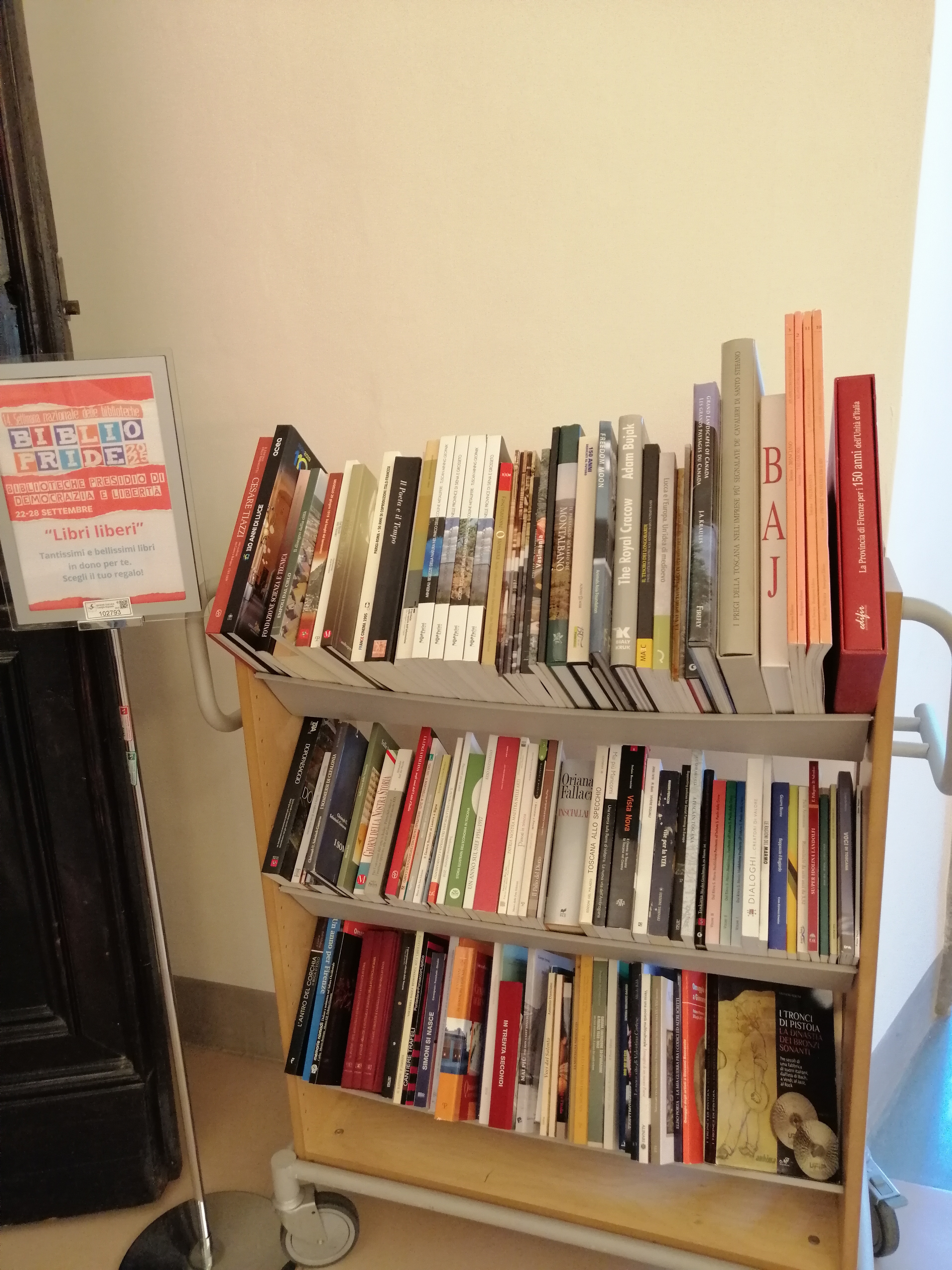 Palazzo Cerretani, “Libri liberi”, libri in distribuzione gratuita