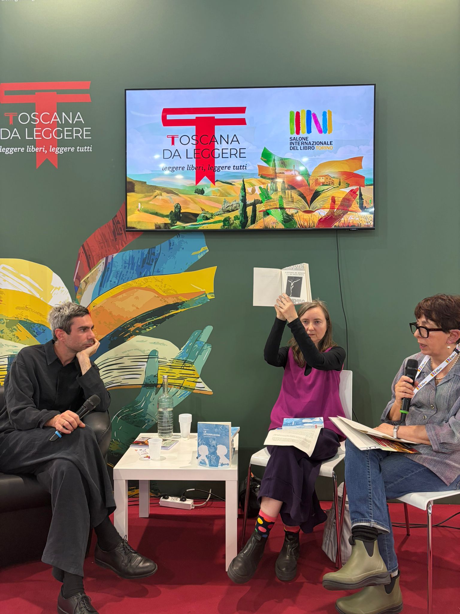 Presentazione del libro "Le interruzioni. Romanzo provvisorio su mia madre" di Simone Lisi