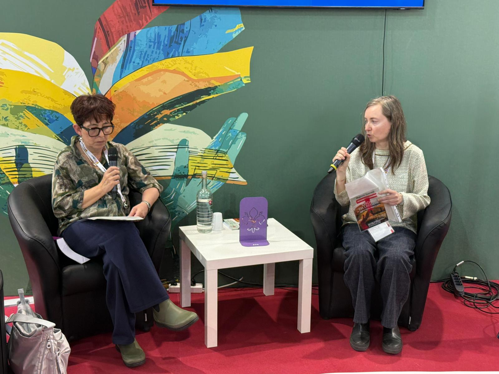 Katia Ferri illustra il progetto di digitalizzazione del Fondo Fallaci