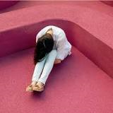 Immagine - Diritti: “Punte di spillo” contro la violenza