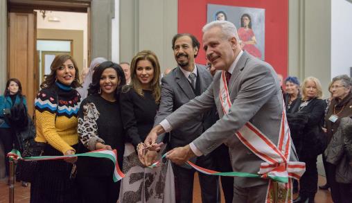 Immagine - Il taglio del nastro, al primo piano di palazzo del Pegaso